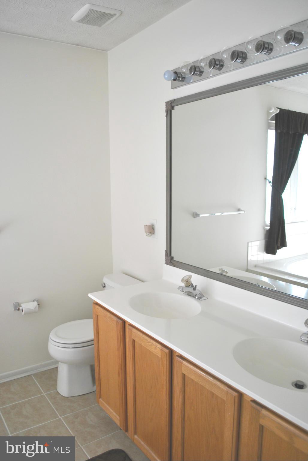 1425 Bretton View Road Annapolis, MD 21409 - Photo 14 of 21 Bath (Master)