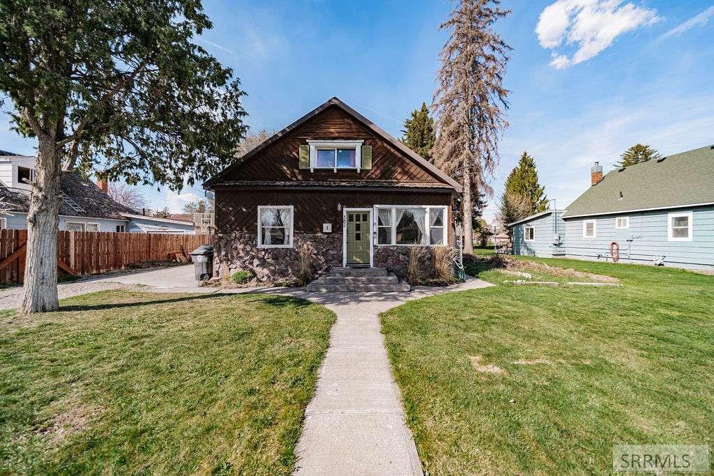 382 West 1st North Rigby, ID 83442 - Photo 2 of 50