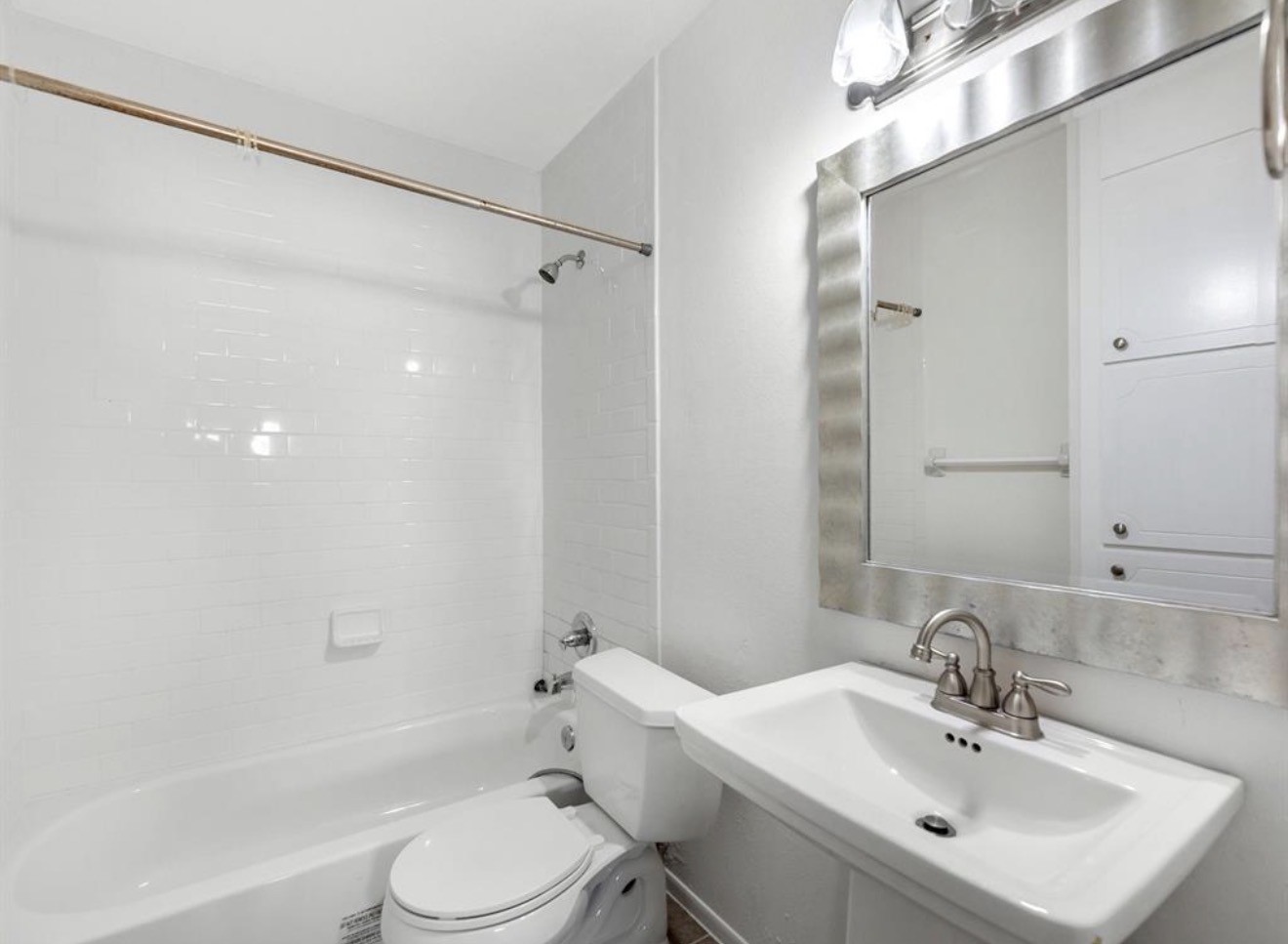 6402 Del Monte Drive, Unit 47 Houston, TX 77057 - Photo 11 of 15