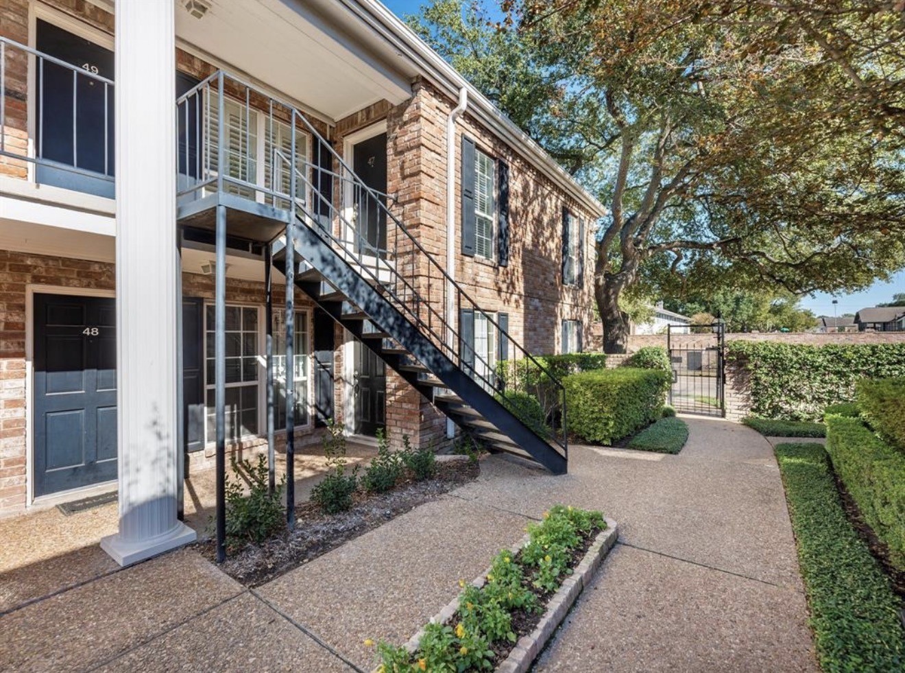6402 Del Monte Drive, Unit 47 Houston, TX 77057 - Photo 2 of 15