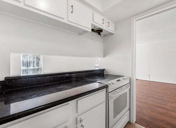 $1,575 | 6402 Del Monte Drive, Unit 47, Houston, TX 77057