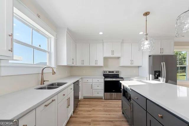 $389,900 | 1335 Clifford Loop, Blackshear, GA 31516