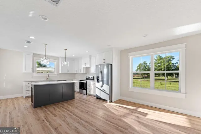 $389,900 | 1335 Clifford Loop, Blackshear, GA 31516