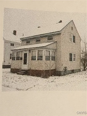 $1,200 | 927 State Street, Watertown, NY 13601