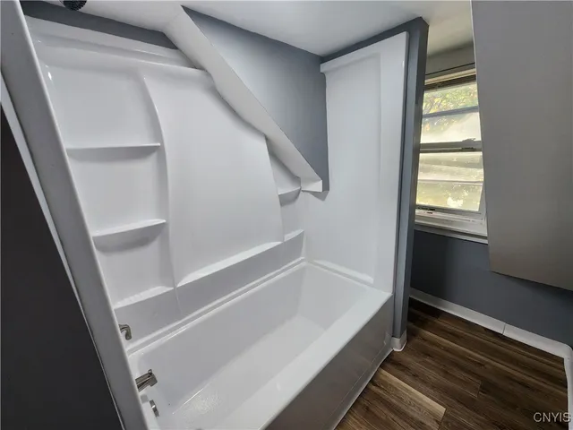 $1,200 | 927 State Street, Watertown, NY 13601