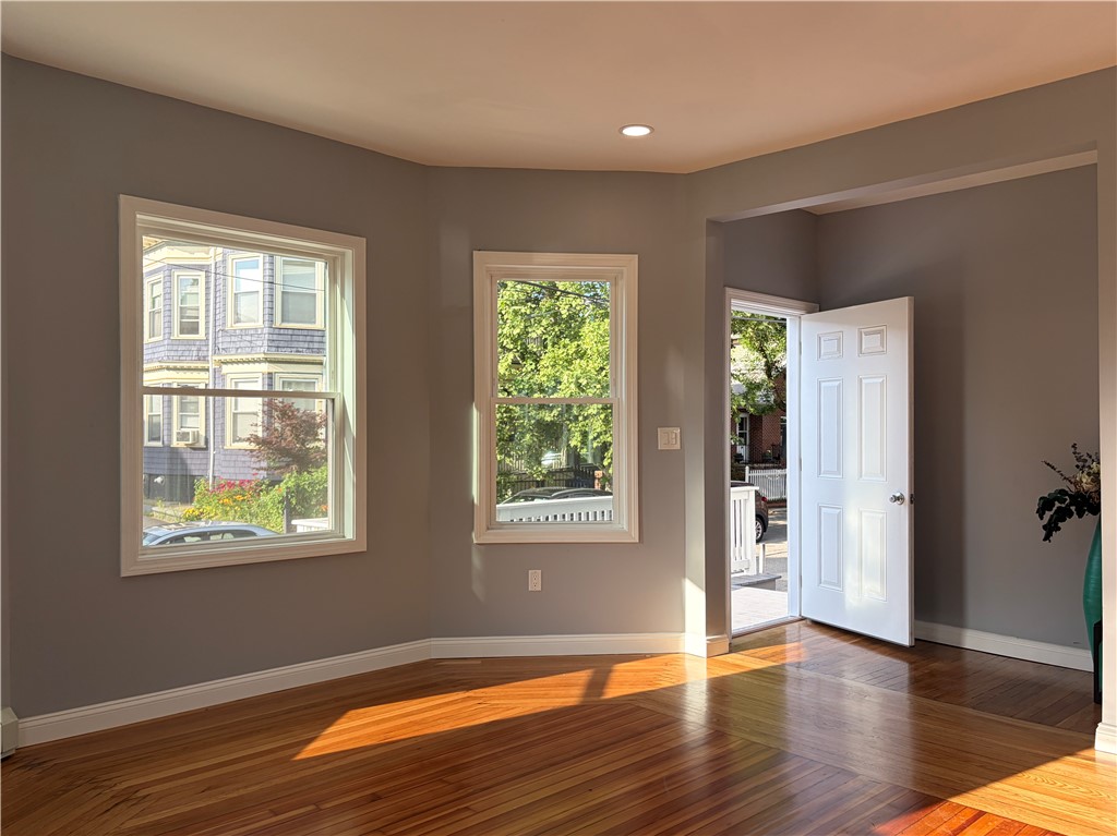 98 Whitmarsh Street, Unit 1 Providence, RI 02907 - Photo 1 of 37