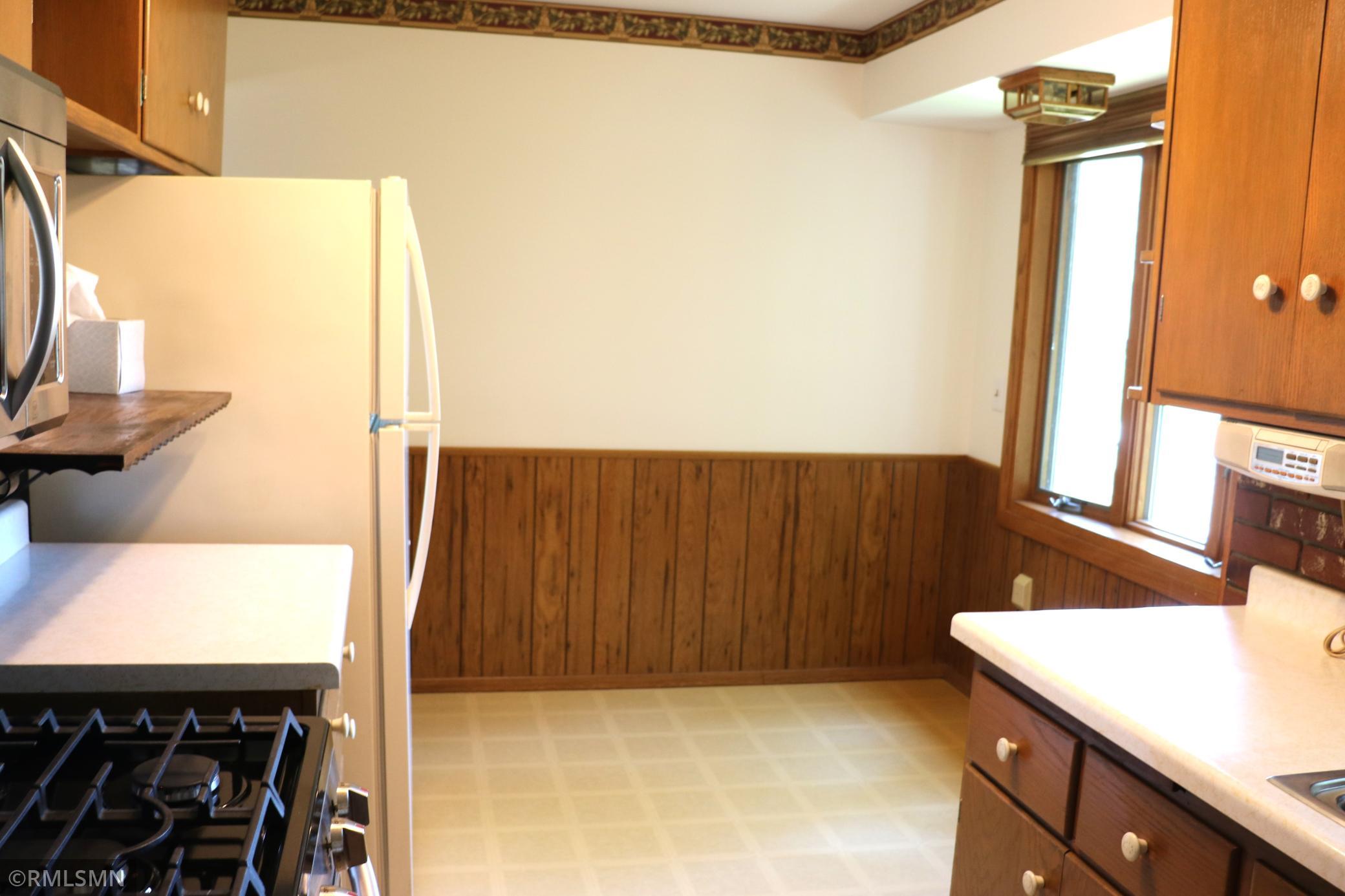 4301 Northeast 2nd Street Columbia Heights, MN 55421 - Photo 5 of 31