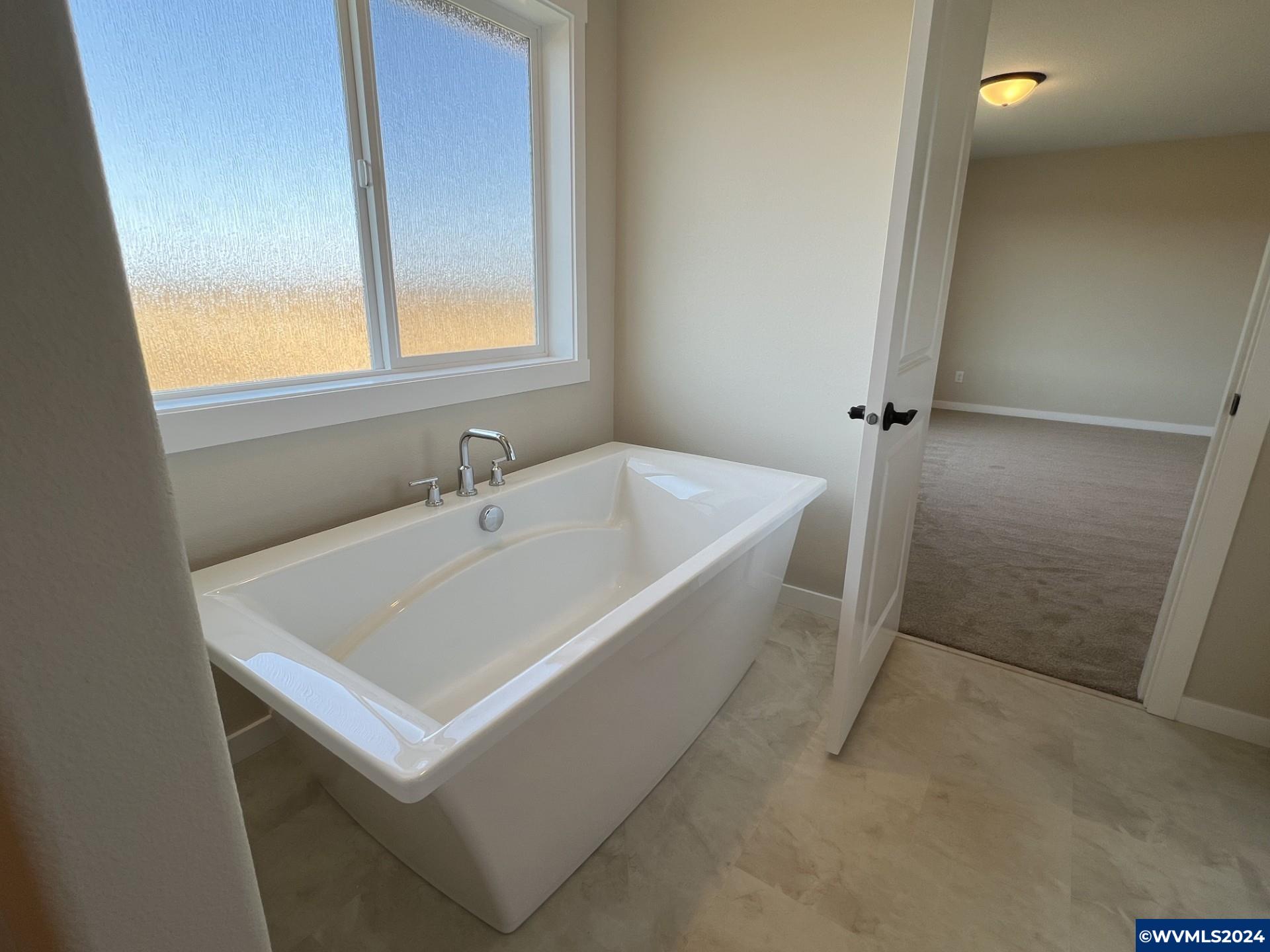 11231 Blueberry Loop Donald, OR 97020 - Photo 8 of 18