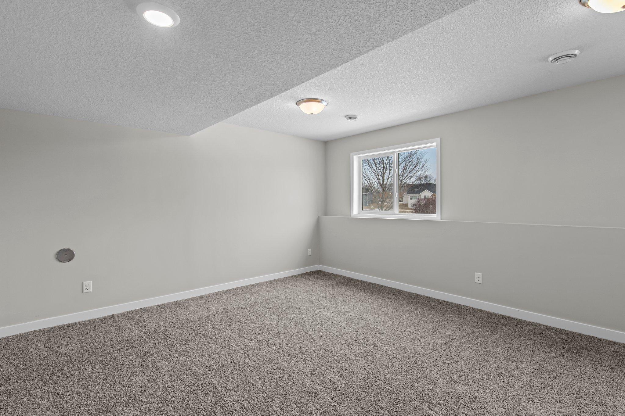 1877 Robinson Lane Byron, MN 55920 - Photo 40 of 57