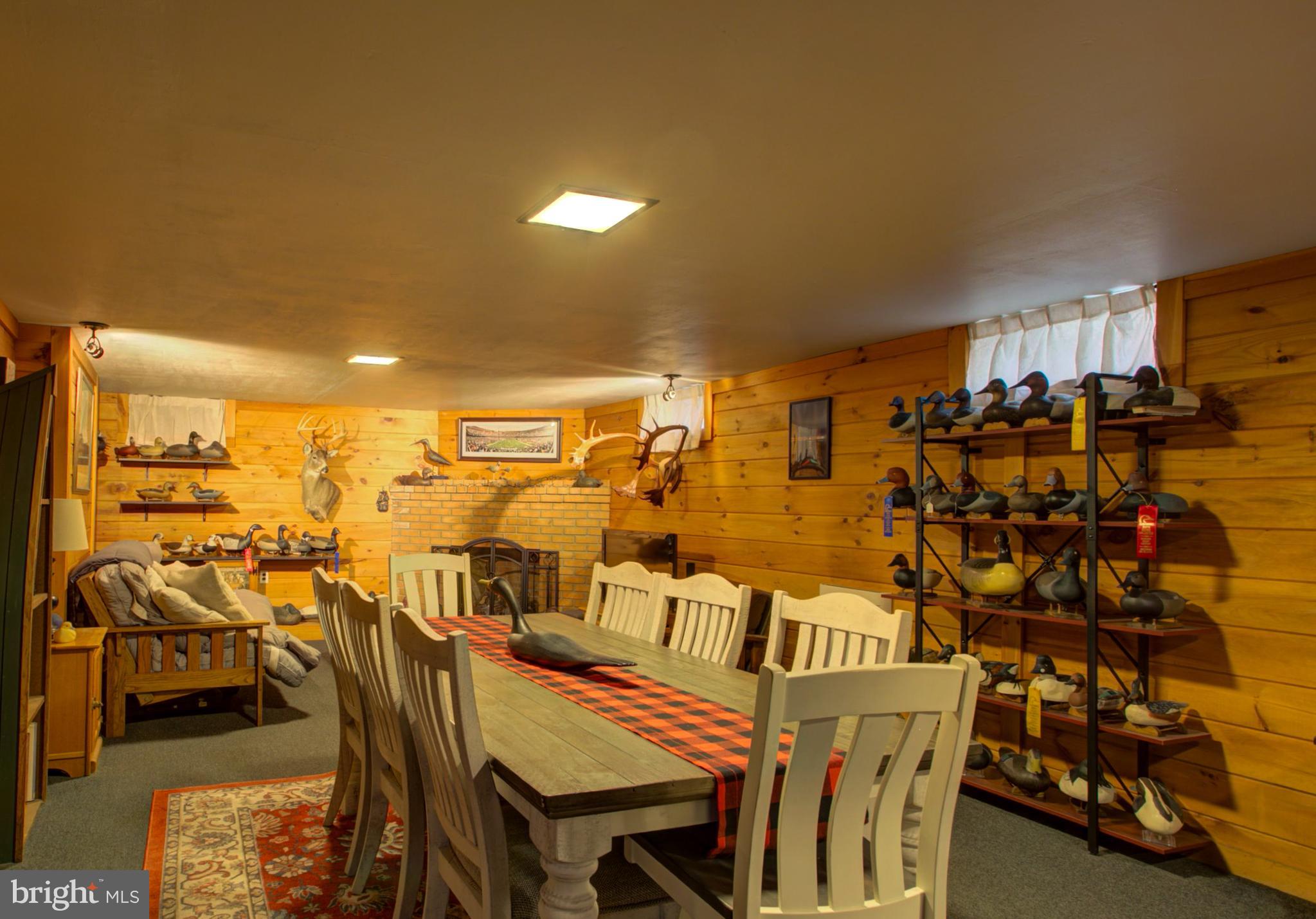 825 Robin Road Lancaster, PA 17601 - Photo 23 of 32 LL Game Room