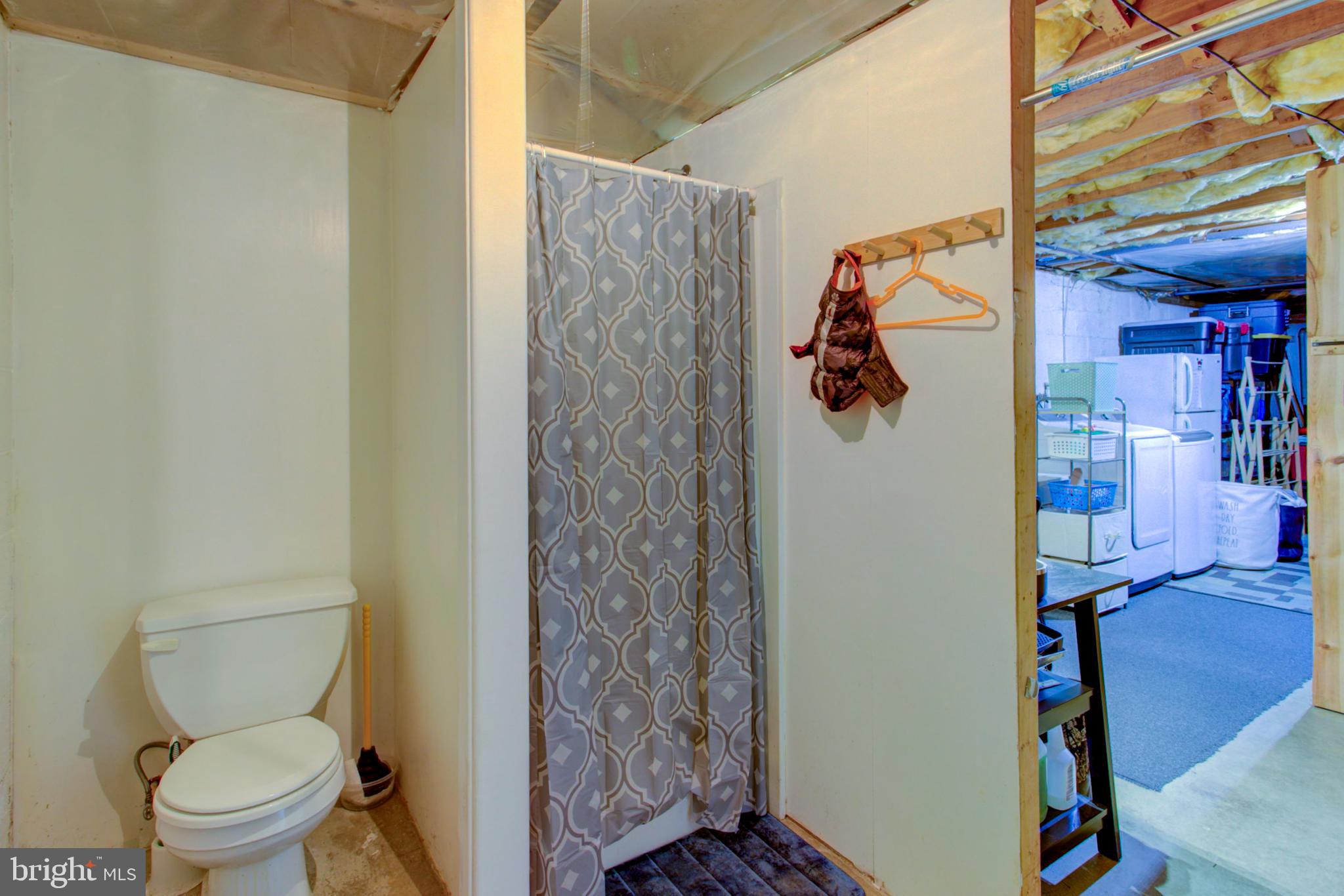 825 Robin Road Lancaster, PA 17601 - Photo 24 of 32 Lower Level bathroom