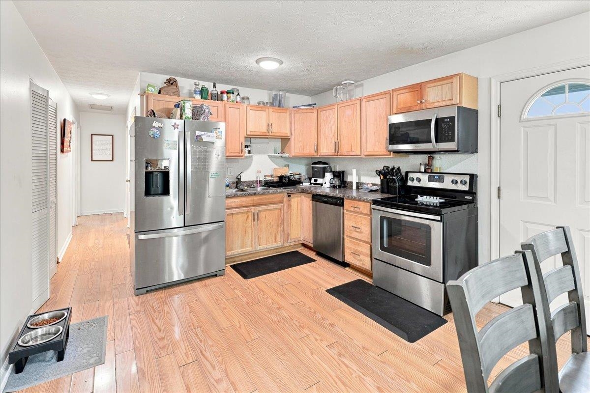 8 Westgate Road Verona, VA 24482 - Photo 8 of 37 Gallery Image 8