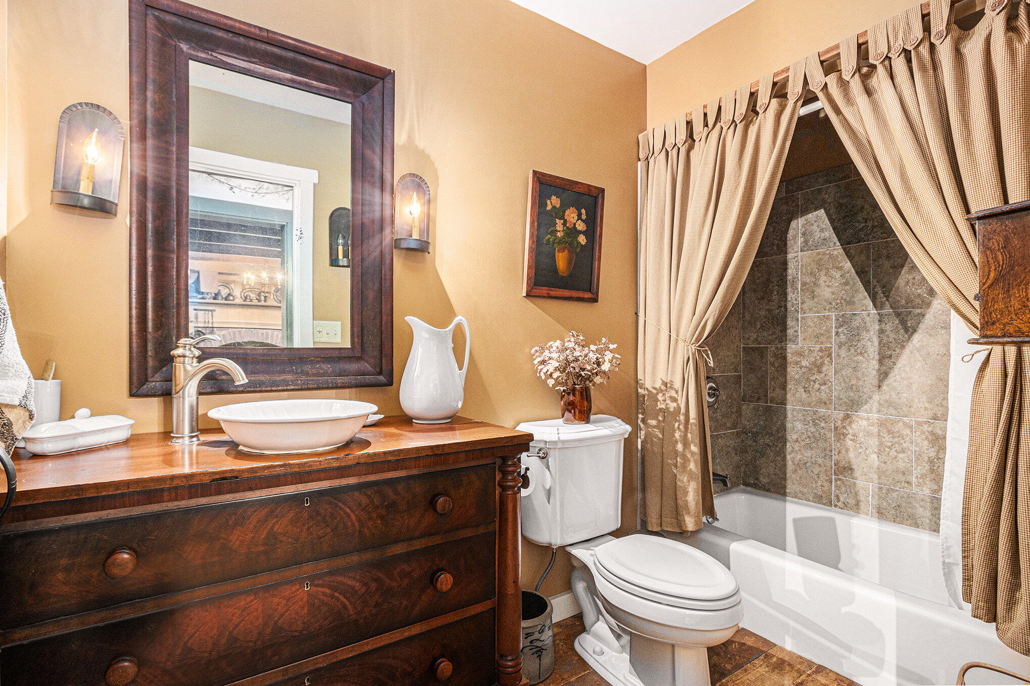 12236 6 1/2 Mile Road Battle Creek, MI 49014 - Photo 27 of 56 Guest - main floor