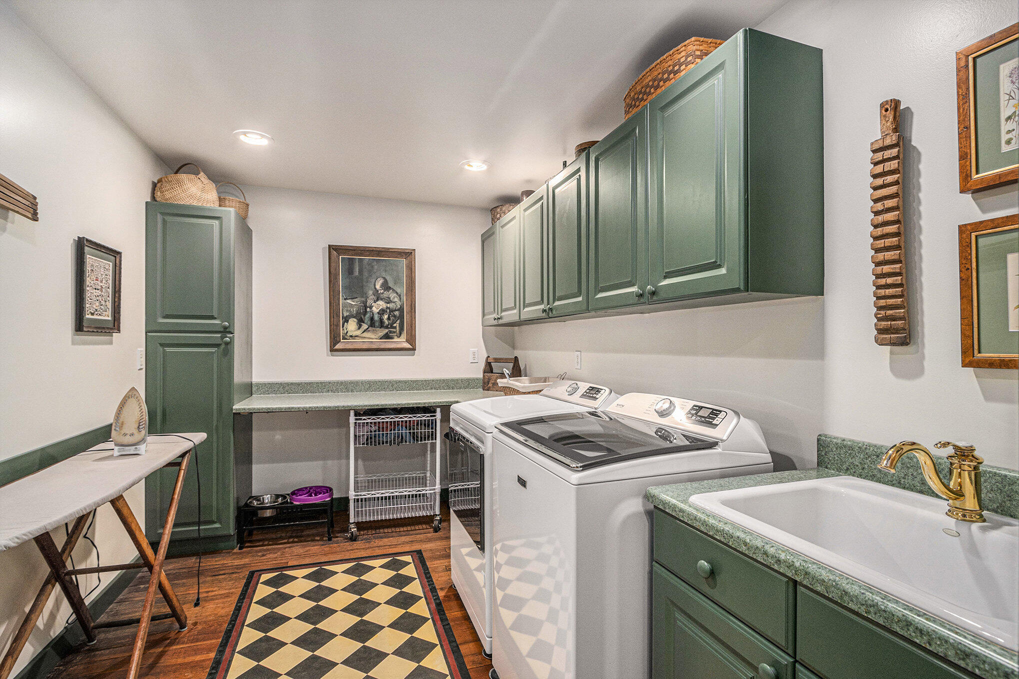 12236 6 1/2 Mile Road Battle Creek, MI 49014 - Photo 30 of 56 laundry