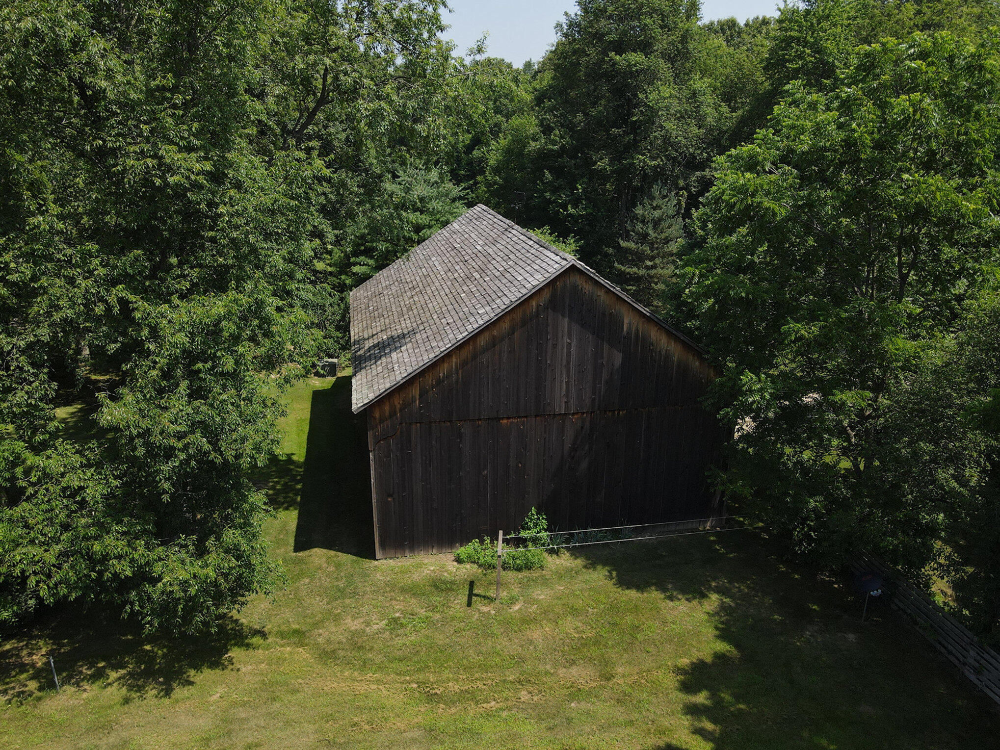 12236 6 1/2 Mile Road Battle Creek, MI 49014 - Photo 33 of 56 Barn