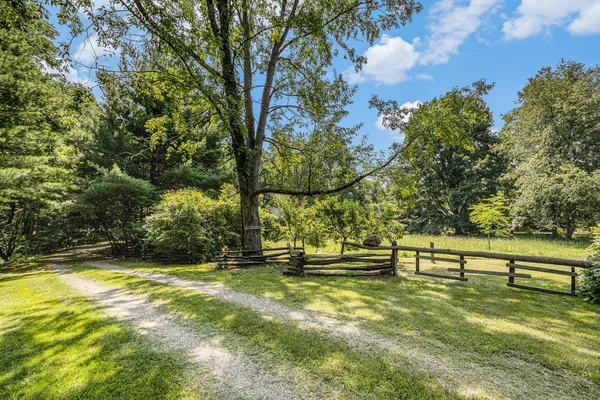 $760,000 | 12236 6 1/2 Mile Road, Battle Creek, MI 49014