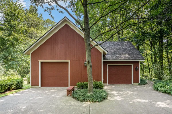 $760,000 | 12236 6 1/2 Mile Road, Battle Creek, MI 49014