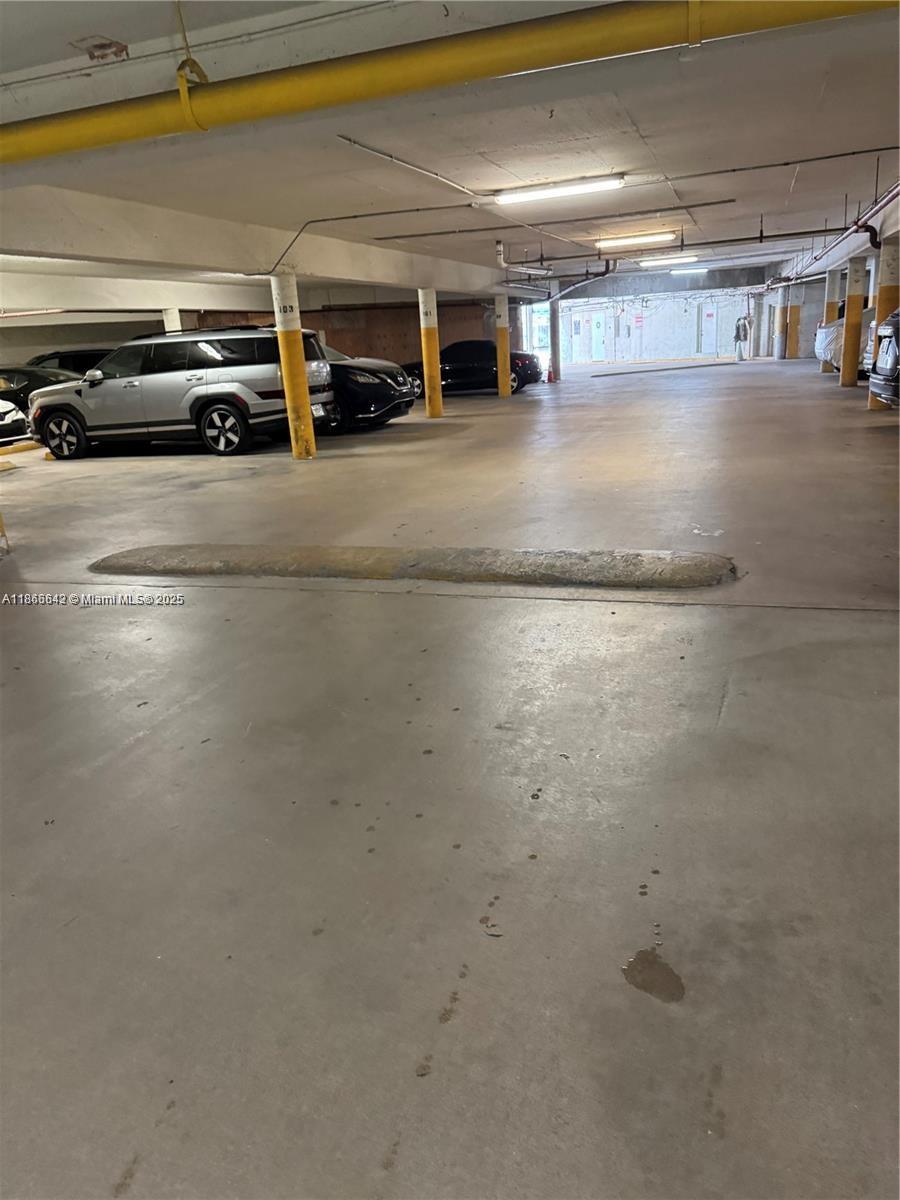 7135 Collins Avenue, Unit 1523 Miami Beach, FL 33141 - Photo 53 of 55 a view of parking area