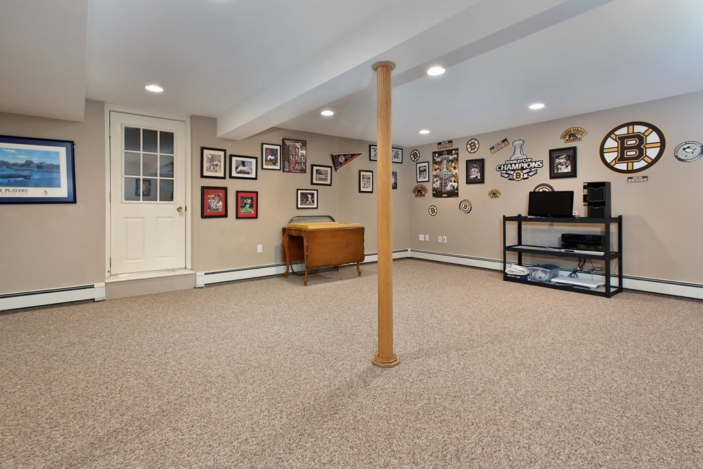 12 Mark Lane Milton, MA 02186 - Photo 14 of 17