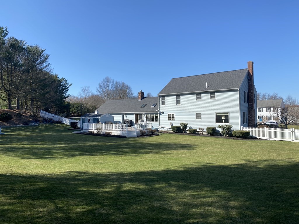 12 Mark Lane Milton, MA 02186 - Photo 17 of 17