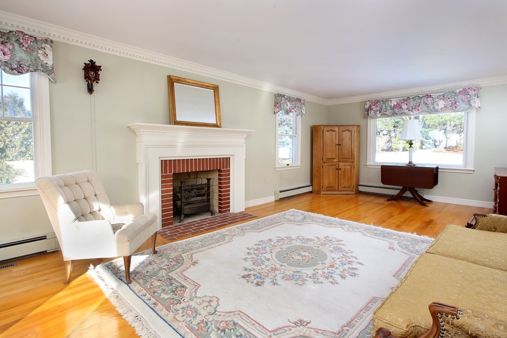 12 Mark Lane Milton, MA 02186 - Photo 3 of 17