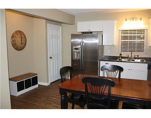 78 Mary Reed Road Economy, PA 15005 - Photo 3 of 12 Kitchen. The new stainless steel double bowl sink also has an updated faucet. The convenient built-in desk area helps to keep things organized. The eating area has recessed lighting.
