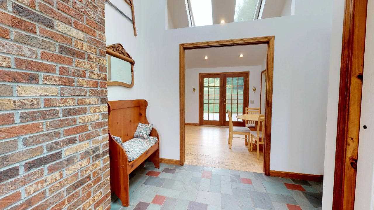 57 Nashville Road Jericho, VT 05465 - Photo 3 of 21