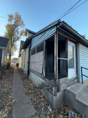 $95,000 | 721 North Belleview Place, Indianapolis, IN 46222