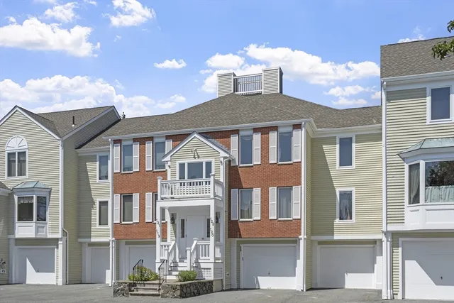 $448,000 | 122 Abington Road, Unit 122, Danvers, MA 01923