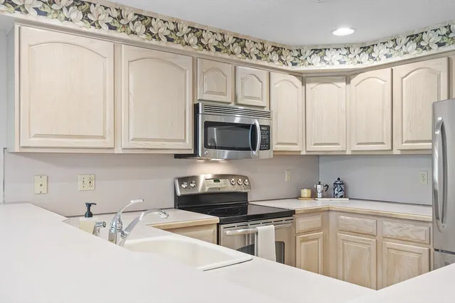 $448,000 | 122 Abington Road, Unit 122, Danvers, MA 01923