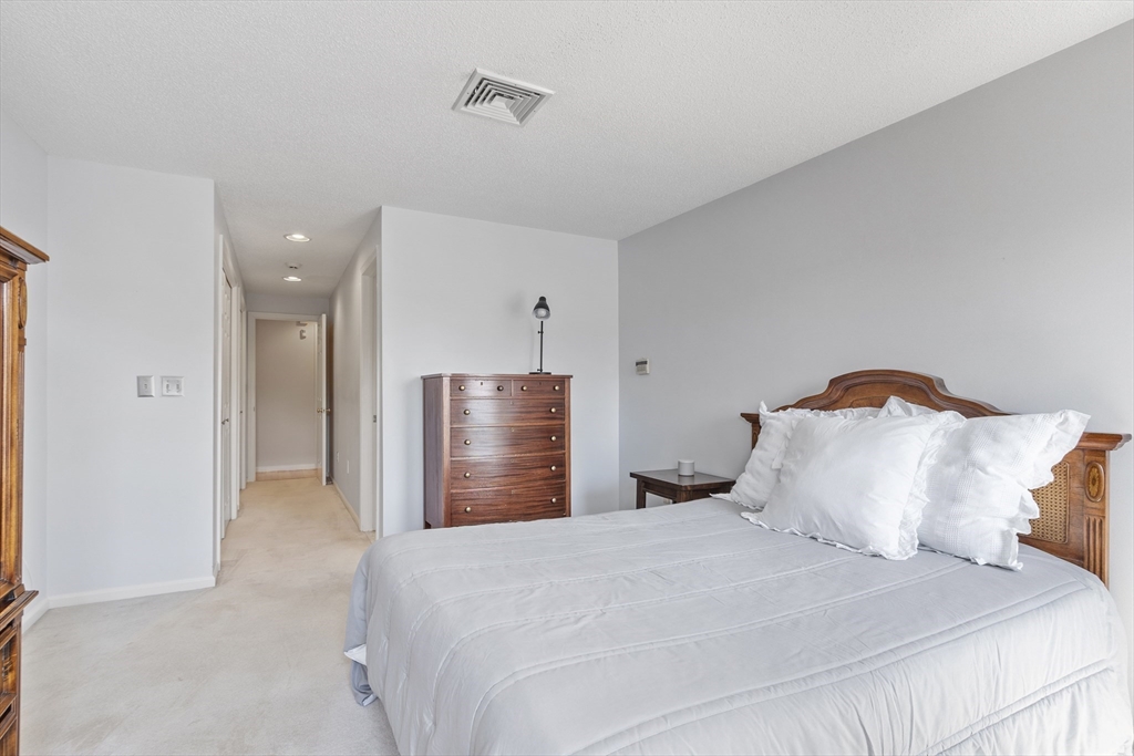 122 Abington Road, Unit 122 Danvers, MA 01923 - Photo 19 of 40