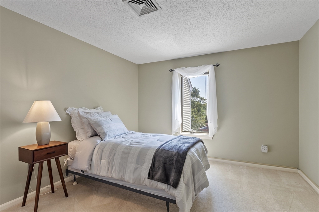 122 Abington Road, Unit 122 Danvers, MA 01923 - Photo 23 of 40