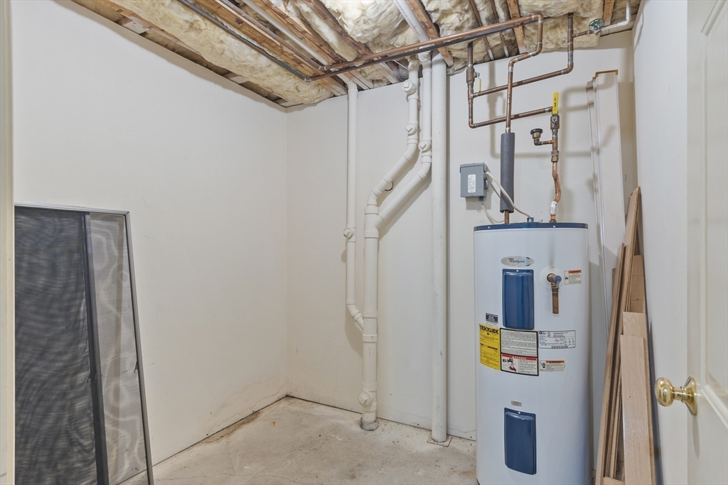 122 Abington Road, Unit 122 Danvers, MA 01923 - Photo 31 of 40