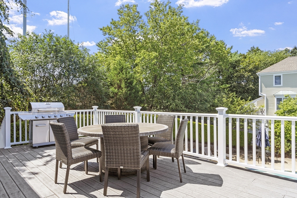 122 Abington Road, Unit 122 Danvers, MA 01923 - Photo 36 of 40