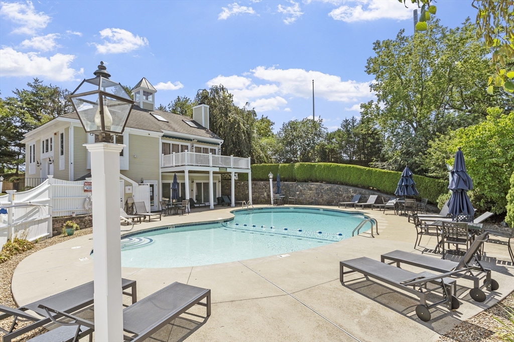 122 Abington Road, Unit 122 Danvers, MA 01923 - Photo 37 of 40