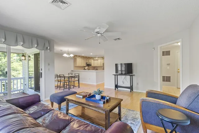 $448,000 | 122 Abington Road, Unit 122, Danvers, MA 01923