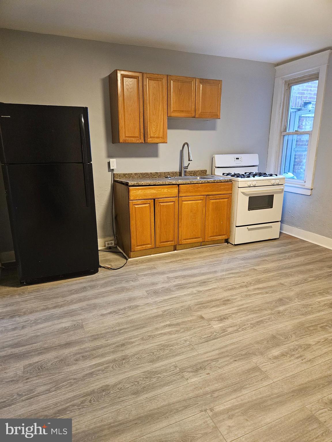 343 Avon Road Upper Darby, PA 19082 - Photo 4 of 12