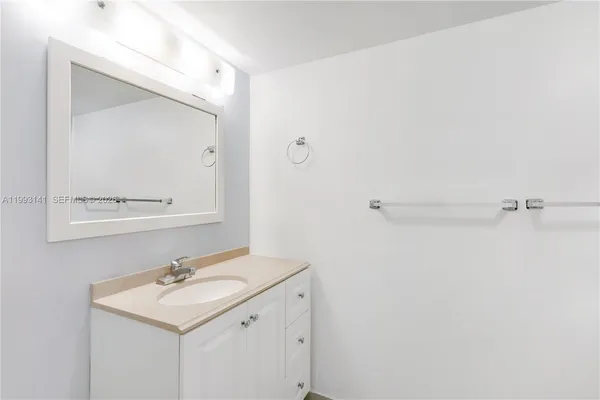 $263,000 | 9423 Southwest 76th Street, Unit W21, Miami, FL 33173