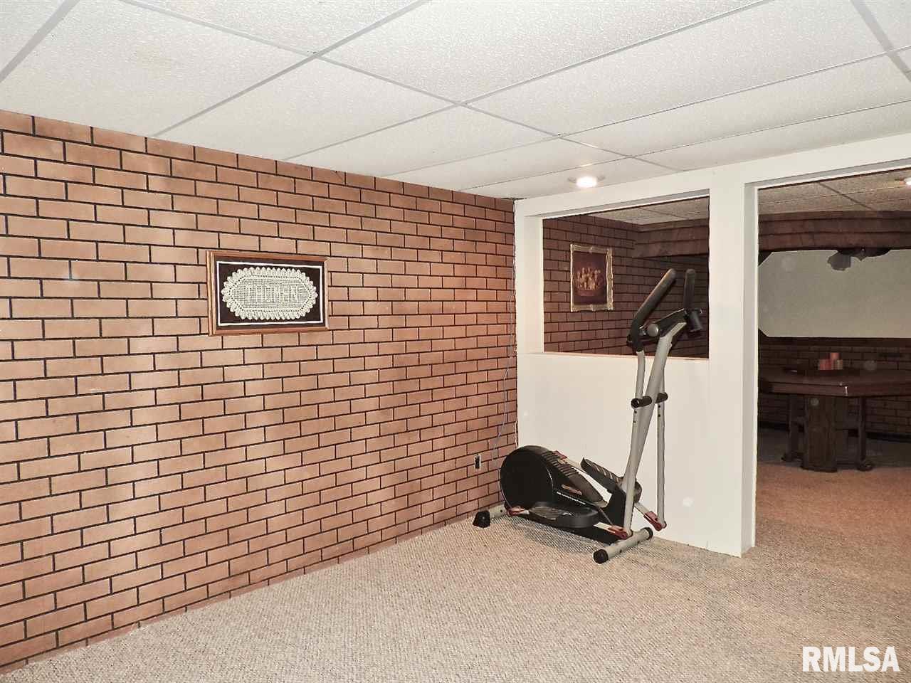 414 Pontiac Road Marquette Heights, IL 61554 - Photo 19 of 23 Gallery Image 19