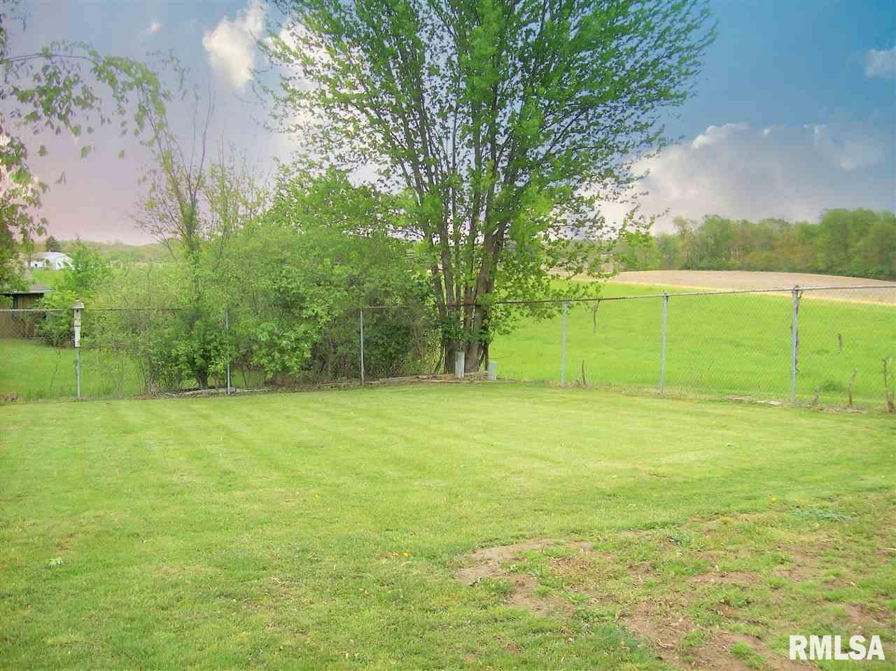 414 Pontiac Road Marquette Heights, IL 61554 - Photo 3 of 23 Gallery Image 3