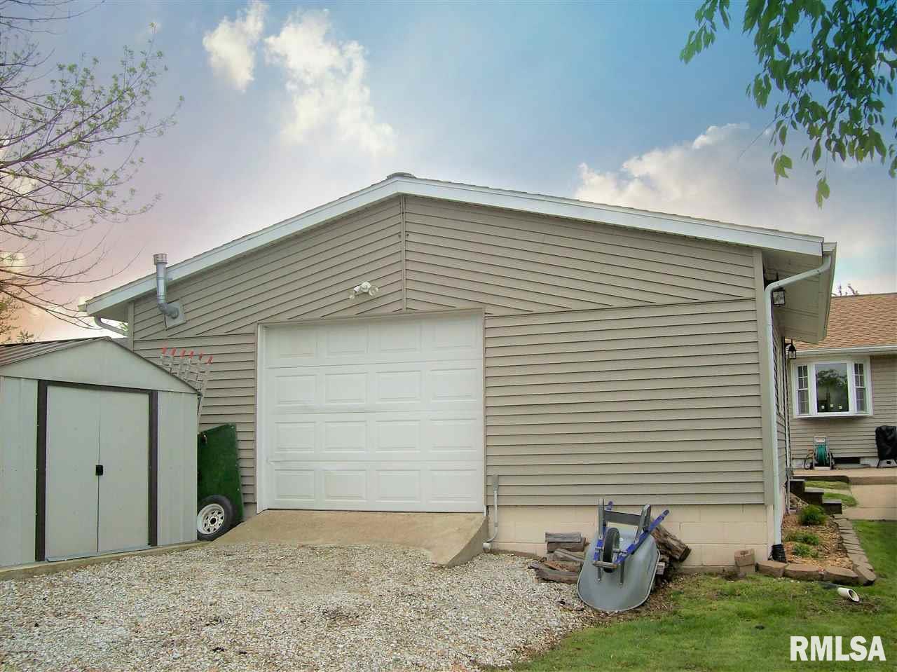 414 Pontiac Road Marquette Heights, IL 61554 - Photo 8 of 23 Gallery Image 8