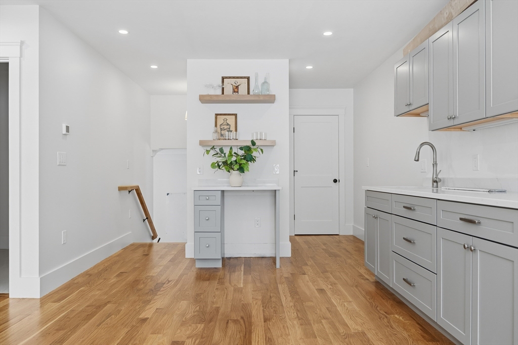 1 Plymouth Road Winchester, MA 01890 - Photo 14 of 35