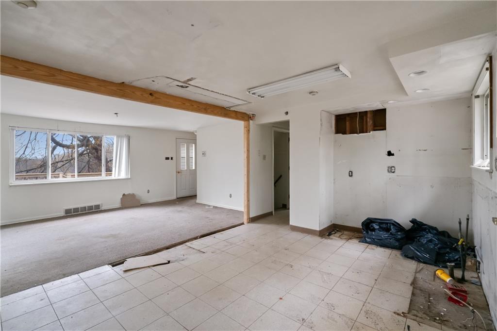 134 Becks Run Road Coraopolis, PA 15108 - Photo 8 of 26