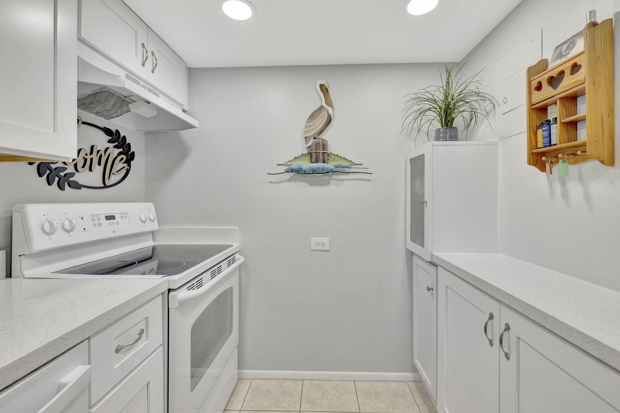 3650 Inverrary Drive, Unit 1B Lauderhill, FL 33319 - Photo 4 of 37 Updated Kitchen