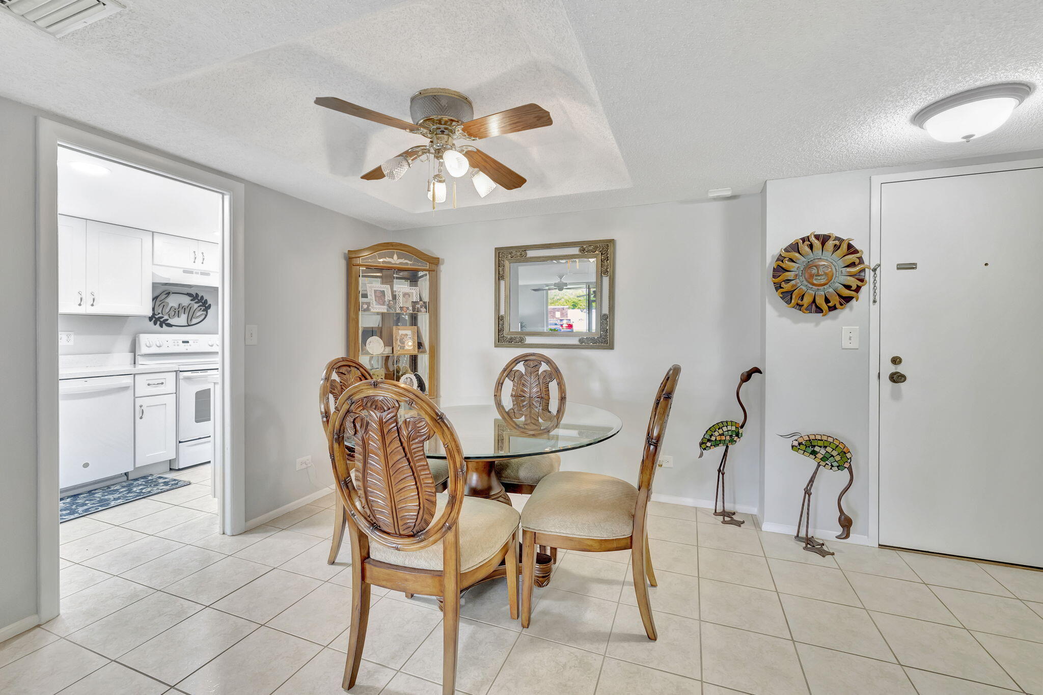 3650 Inverrary Drive, Unit 1B Lauderhill, FL 33319 - Photo 5 of 37 Dining Area