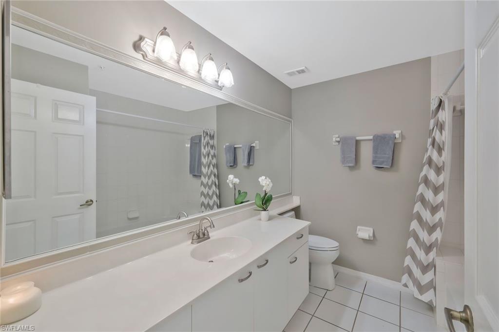 93 Silver Oaks Circle, Unit 3101 Naples, FL 34119 - Photo 12 of 22