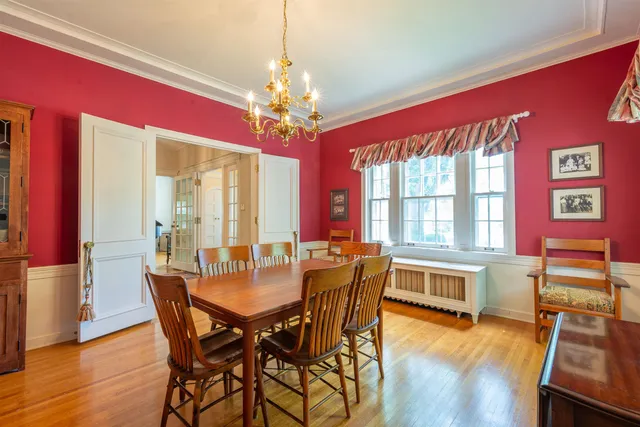 $400,000 | 1286 West Stephenson Street, Freeport, IL 61032