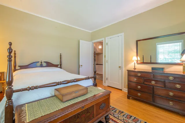 $400,000 | 1286 West Stephenson Street, Freeport, IL 61032