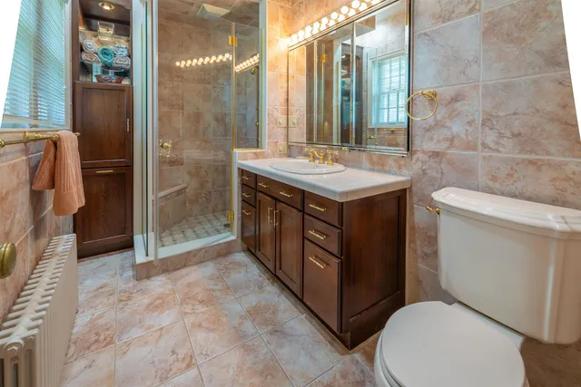 $400,000 | 1286 West Stephenson Street, Freeport, IL 61032