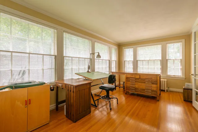 $400,000 | 1286 West Stephenson Street, Freeport, IL 61032